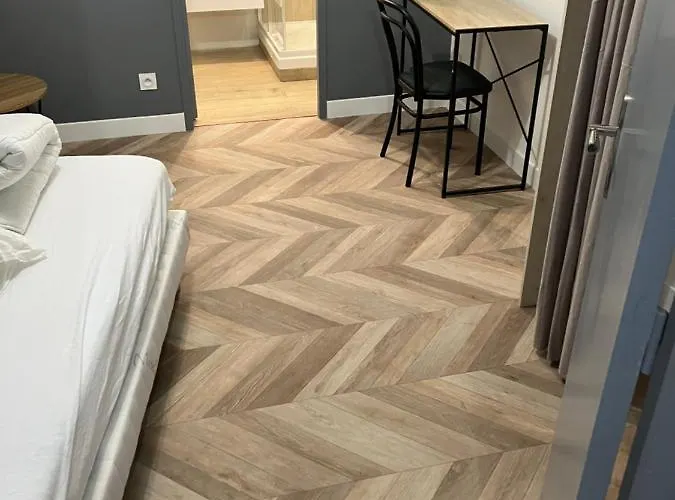 Grand Proche St Pierre/chateau