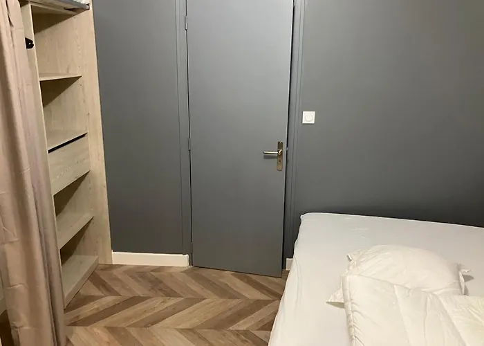 Grand Proche St Pierre/château